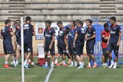 La plantilla del Numancia, con un total de 19 jugadores, inició la pretemporada en el anexo de Los Pajaritos y atrás quedan las vacaciones a lo largo del último mes.-Valentín Guisande