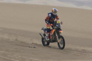 El australiano Toby Price durante el rally Dakar.-EFE / SEBASTIÁN CASTAÑEDA
