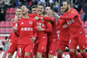 El Numancia podría seguir en la Segunda División después de la propuesta efectuada ayer por la Federación. MARIO TEJEDOR