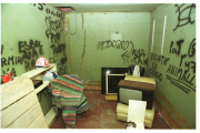 Así estaba el sótano, convertido en zulo, donde estuvo Quini retenido, en el 2001.-ROGELIO ALLEPUZ