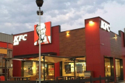 Un restaurante de la marca KFC en Vilanova i la Geltrú, gestionado en España por la empresa AmRest.-EL PERIÓDICO/ ARCHIVO