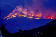 Incendio en Navarrevisca (Ávila)-El Mundo