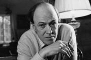 El escritor Roal Dahl.-RONALD DUMONT / DAILY EXPRESS / HULTON ARCHIVE GETTY IMAGES