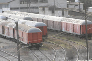 Tres trenes de mercancías parados en una estación soriana. / FERNANDO SANTIAGO-