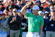 El inglés Danny Willett celebra la victoria en el Masters de Augusta.-AFP / DAVID CANNON