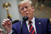 El presidente estadounidense, Donald Trump, durante una rueda de prensa en la Casa Blanca, este jueves.-SHAWN THEW (EFE)