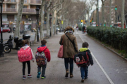 En el balance entre ingresos y gastos de los hogares, las rentas disponibles aumentaron el 2%, aunque también lo hicieron los gastos en el 4,2%.-LUAY ALBASHA (EL PERIÓDICO)