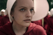 La actriz Elisabeth Moss, en la serie de la plataforma Hulu The Handmaids Tale-EL PERIÓDICO