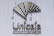 Los resultados de 2017 le permitirían a Unicaja repartir los dividendos más altos de su historia.-EFE