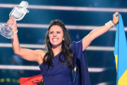 La ucraniana Jamala celebra su triunfo en Eurovisión 2016.-AFP / JONATHAN NACKSTRAND