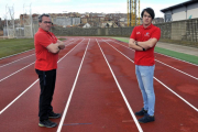 Goyo Gregorio y Luis Salmerón, en la pista de Los Pajaritos.-VALENTÍN GUISANDE