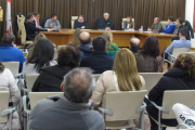 Concurrido Pleno celebrado anoche en Berlanga. / JAVIER NICOLÁS-