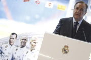 El presidente del Real Madrid, Florentino Pérez, durante una rueda de prensa.-EFE / JAVIER LIZÓN