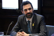 El presidente del Parlament, Roger Torrent, durante una reunión de la Mesa.-NÚRIA JULIÀ (ACN)