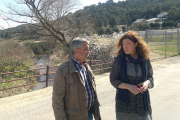 Jesús Elvira junto a María José Heredia ayer en San Leonardo. /SUBDELEGACIÓN-