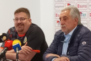 Jordi Lluelles y Carlos Heras en su despedida como entrenador del BM Soria.