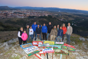 Los jurados dan la bienvenida a la mañana de San Juan en la sierra de Santa Ana.