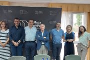 La delegación soriana junto a Felipe Romera en las instalaciones del parque malagueño.