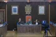 Corporación del Ayuntamiento de El Burgo en el pleno.