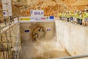 Momento en el que la tuneladora Saturia culmina el emisario.