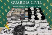 Material incautado en el mercadillo.