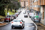Los vehículos circulando ya por la calle Almazán.