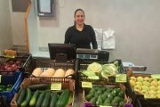 Frutas Famhis, última incorporación al Mercado Municipal de Soria.