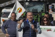 Protesta ante la planta de Bioetanol de Babilafuente. En la imagen, Donaciano Dujo, presidente de Asaja CyL.