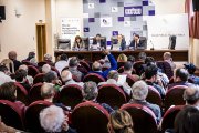 El departamento de Reto Demográfico reunió a los alcaldes ayer.