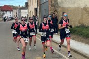 Equipo femenino del Deporama Triatlón Soriano durante la prueba.