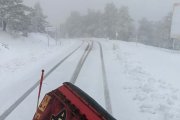 Quitanieves en las labores de limpieza de las carreteras de Soria.