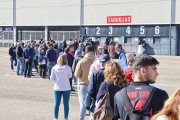 Imagen de las colas en las instalaciones de Los Pajaritos.
