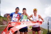 El soriano Daniel Izquierdo, a la izquierda de la imagen, en el pódium del Campeonato de España.