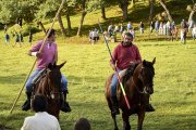Caballistas en la pasada Comprilla.