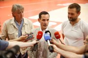 En el centro, Eduardo Rubio, de Grupo Herce, flanqueado por Carlos Martínez (izquierda) y Manu Salvador (derecha).