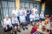 Las religiosas se despiden del colegio que ha sido su casa durante muchos años.