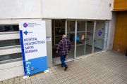 Entrada al Hospital Universitario Santa Bárbara.