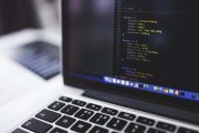 La ciberdelincuencia engloba diferentes delitos como el de acoso o pornografía.