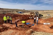 Localizada una tercera fosa común en La Riba de Escalote con restos de dos cuerpos.