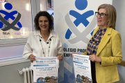 La vicepresidenta del Consejo de Enfermería de Castilla y León, Esther Reyes, y la presidenta del Colegio de Soria, Isabel Galán.