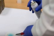 Prueba química para detectar la presencia de cocaína.