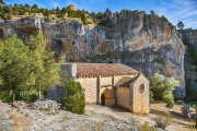 La ermita en el Cañón del río lobos