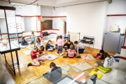 Los más pequeños han podido participar en el taller ‘Un invierno tejido’.