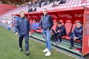 El técnico numantino, Ángel Rodríguez, en el banquillo de Los Pajaritos.