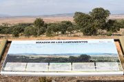 El Mirador de los Campamentos, en el cerro de La Gran Atalaya (Renieblas), permite identificar sobre el terreno la ubicación estratégica de los recintos militares romanos en el entorno de Numancia