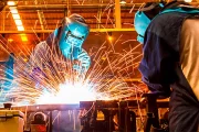 Trabajadores del metal.
