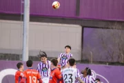 Un cabezazo de Arco truncaba la victoria del Numancia ante el Valladolid Promesas.