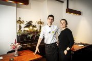 Ángel Cortés y Laura Luna comandan la tercera generación al frente del Restaurante Duque en Medinaceli.