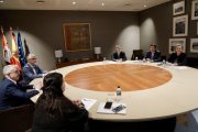 El presidente del Partido Popular de Castilla y León, Alfonso Fernández Mañueco, se reúne con Ángel Ceña de Soria Ya.