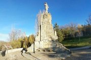 El Sagrado Corazón de Soria, una antigua fuente monumental hoy sin agua, se alza como mirador privilegiado sobre la ciudad